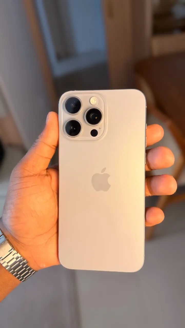 IPHONE 15 PRO MAX EXCELENTE ESTADO - Foto 5