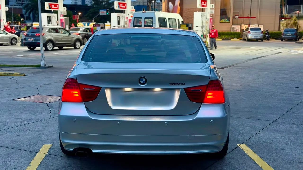 BMW 320I A 2011 - Foto 3