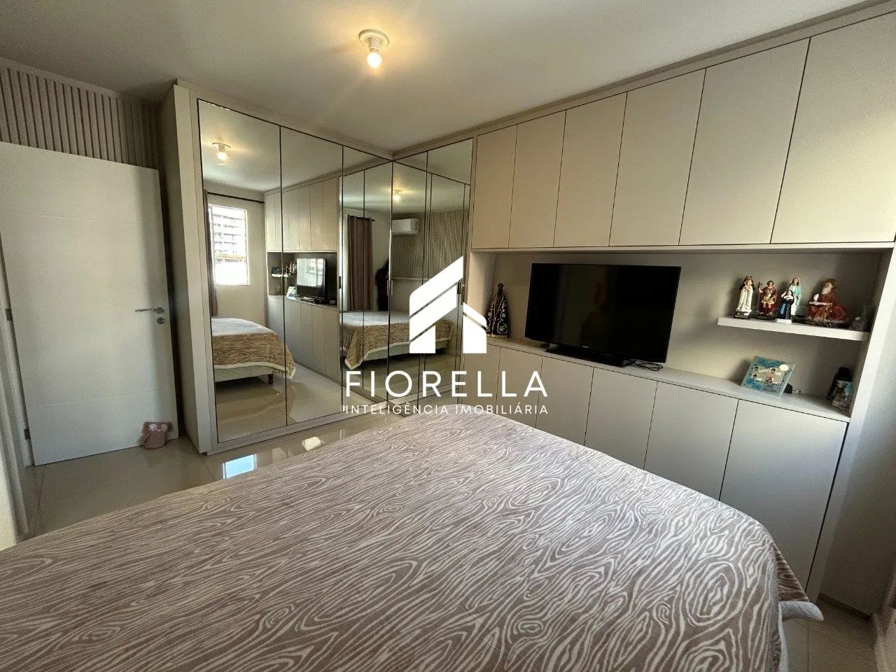 Apartamento com 03 dormitórios com Suíte no bairro Balneário Estreito - Florianópolis - Foto 4