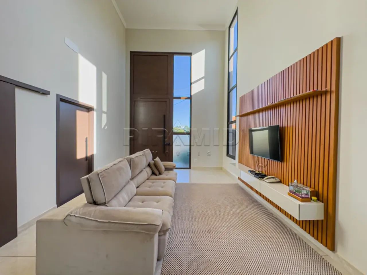 Sobrado alto padrão em condomínio fechado com 349m²,bairro Vila do Golf, Zona Sul de Ribei