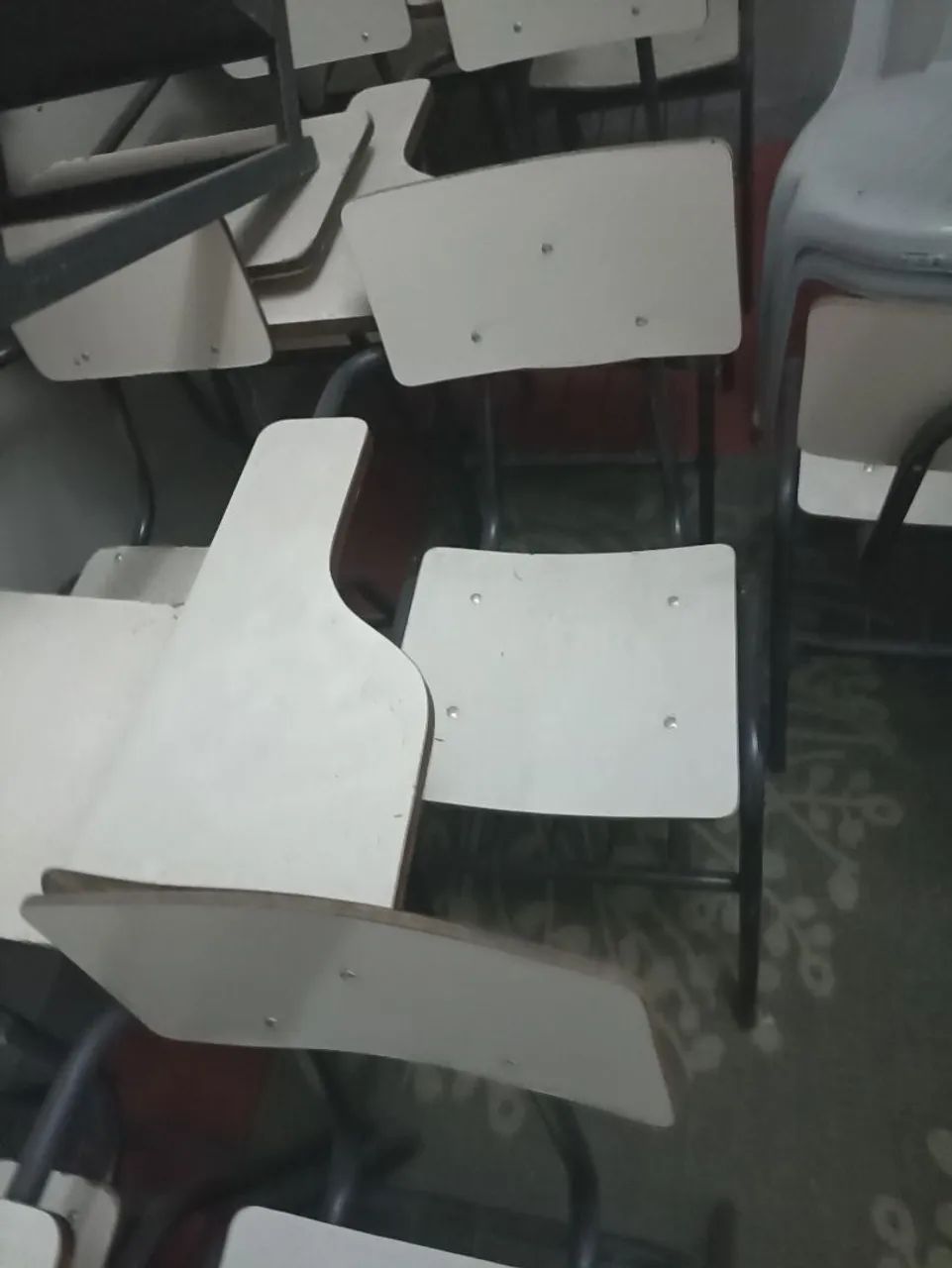 Cadeiras escolar 