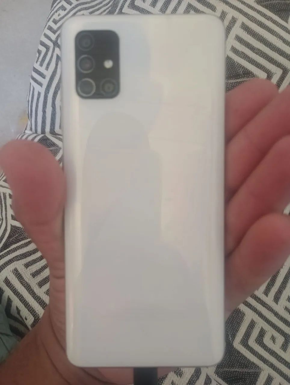 Celular branco A51 - Foto 2
