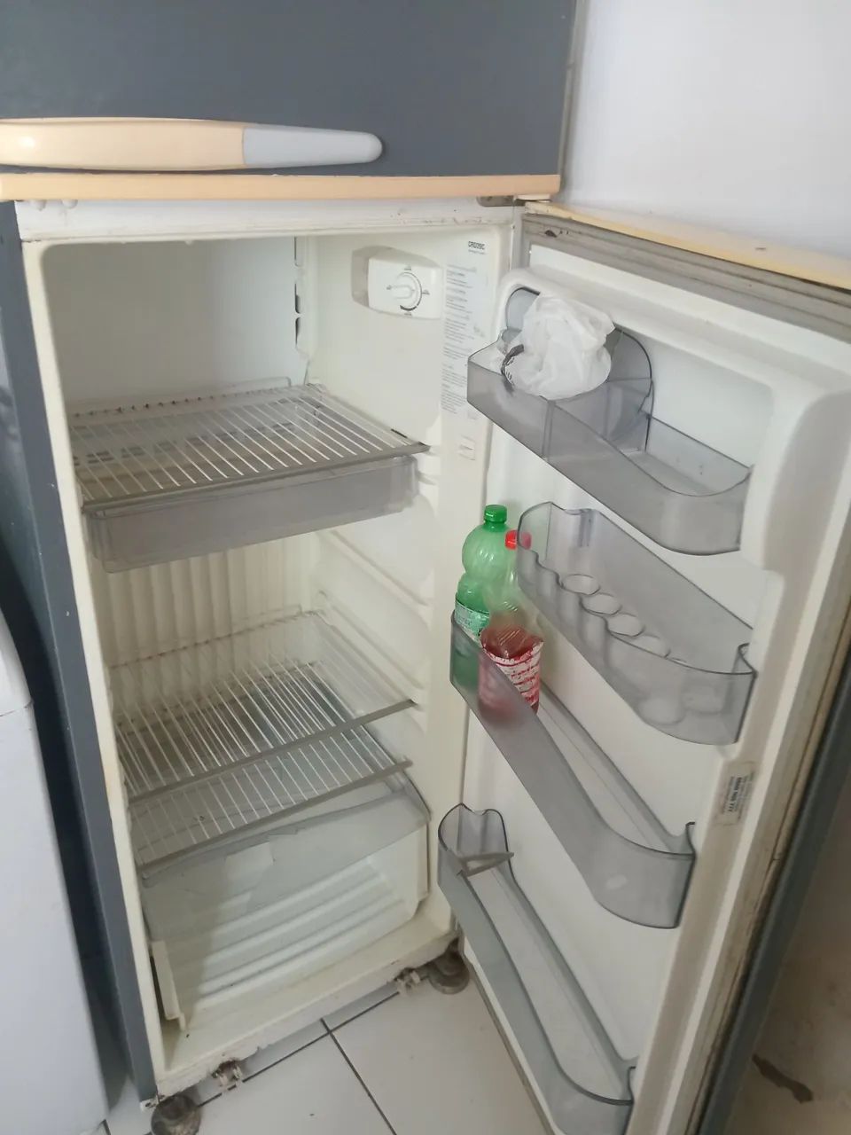 Geladeira estragada - Foto 2