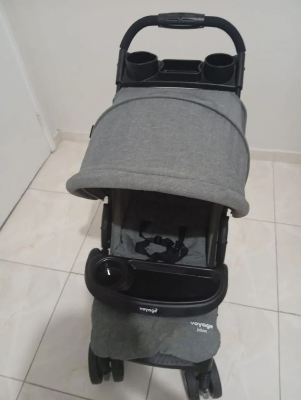 Carrinho de bebê 0 a 6 meses Voyage