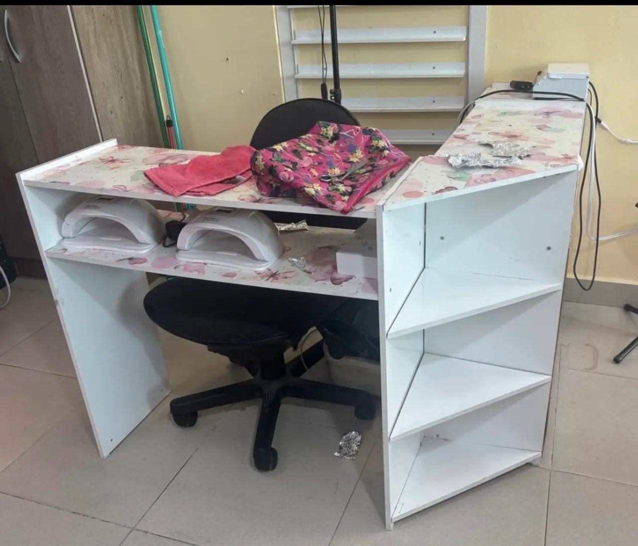 Mesa manicure nail designer 