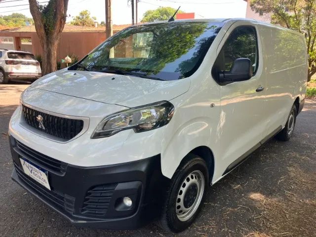 Peugeot Expert 2021