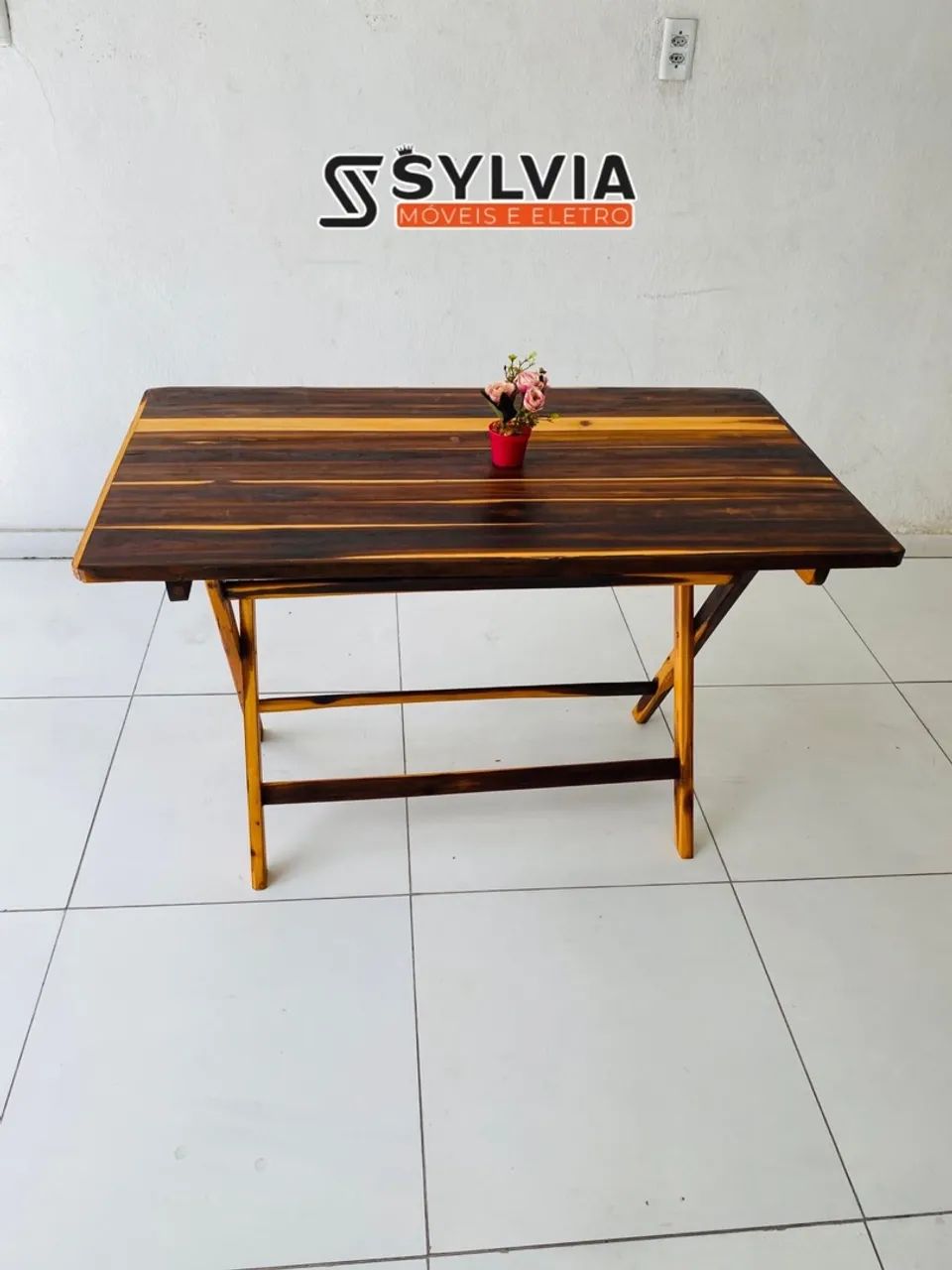 Mesa retangular 70x1,20 dobrável envernizada  - Foto 2
