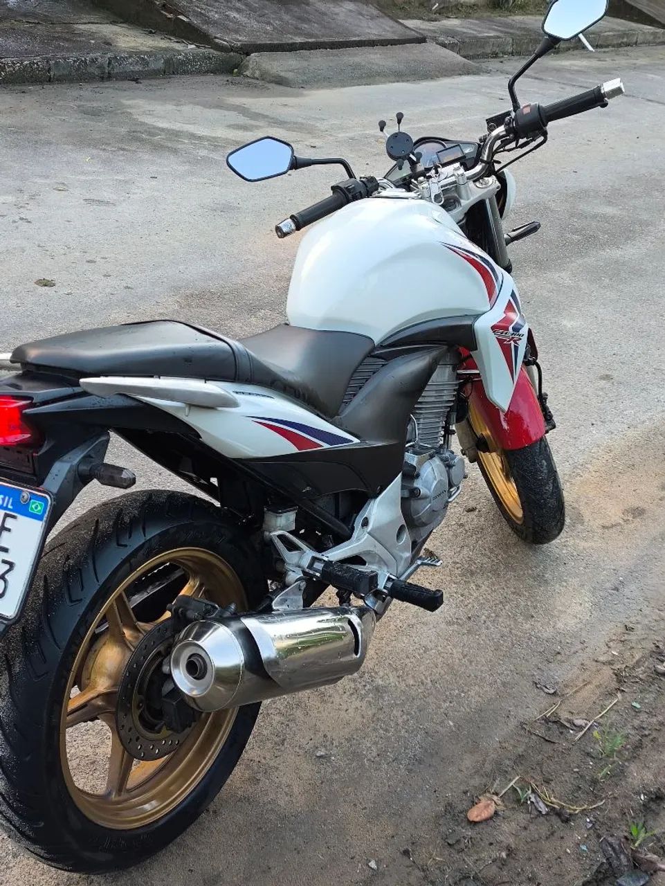 CB 300 - Foto 5