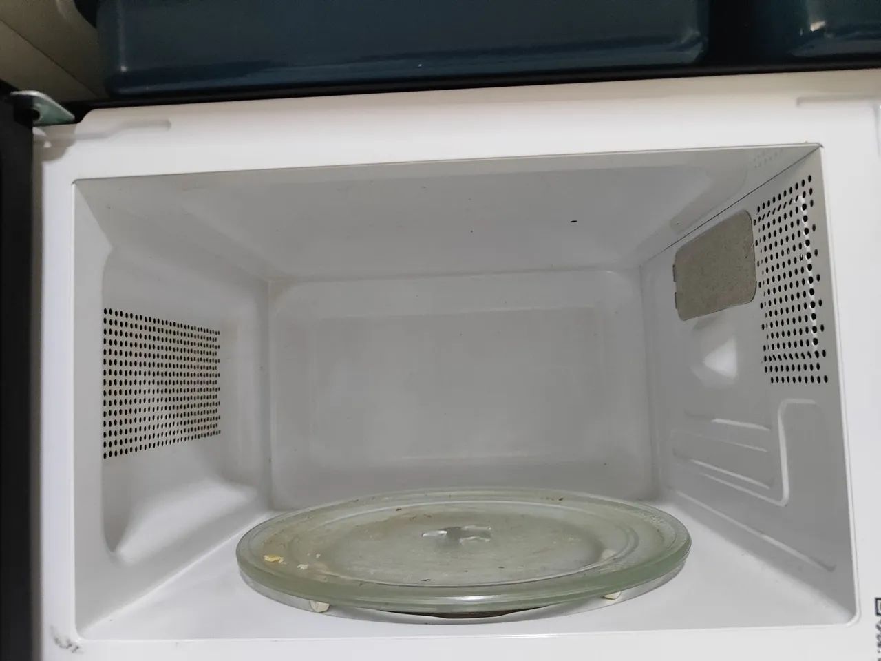 Microondas 21 Litros - Foto 2