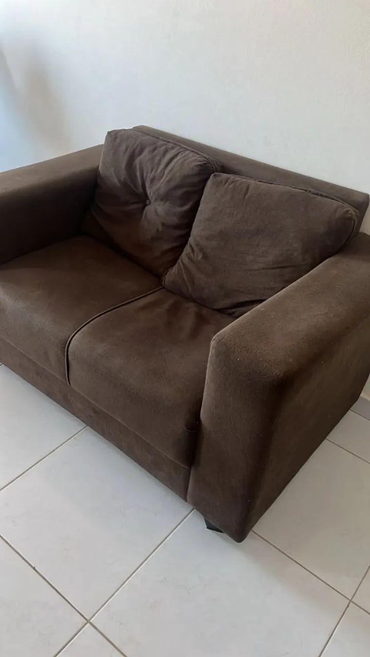 VENDE-SE SOFÁ 2 LUGARES $150,00