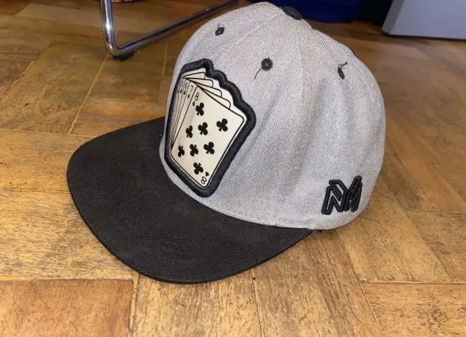boné snapback young money cinza - Foto 2