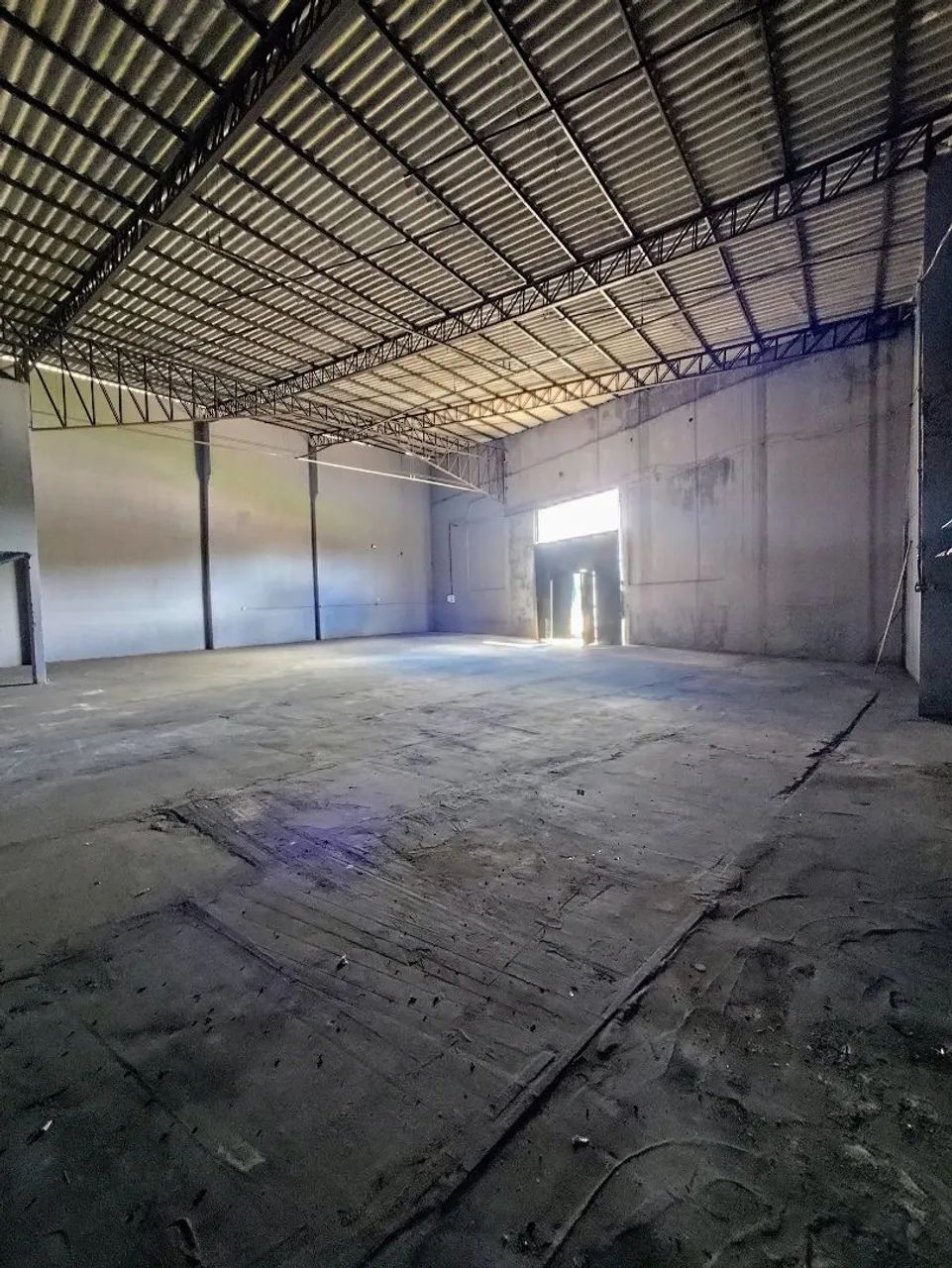 GALPÃO AMPLO PARA ALUGUEL | 336m² | AV. INDEPENDÊNCIA - Foto 3