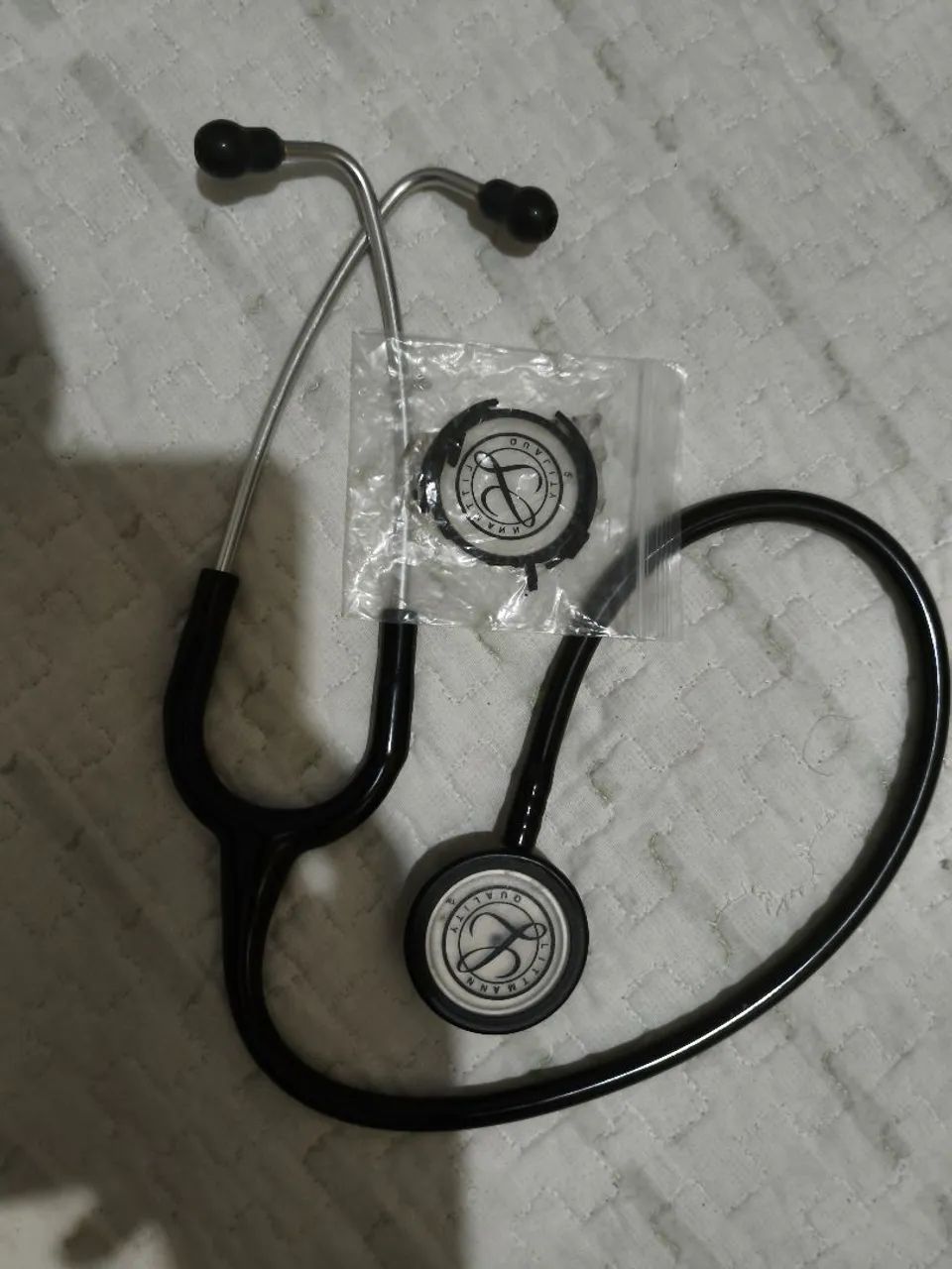 Estetoscópio Littmann classic 2 - preto básico  - Foto 4