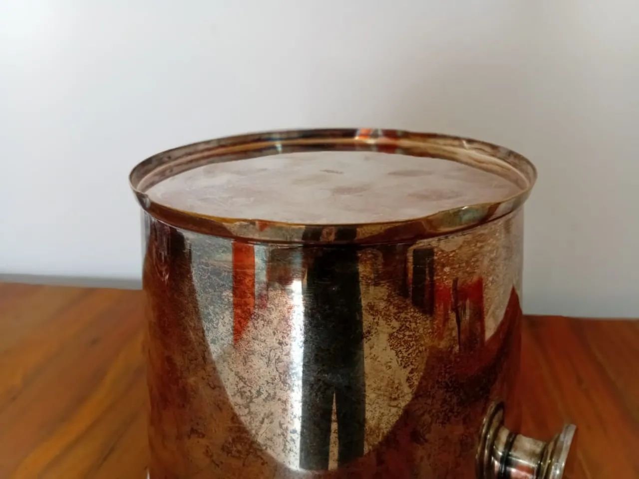 Balde de Gelo Vintage em Metal Prateado com Pátina rústica - Foto 3