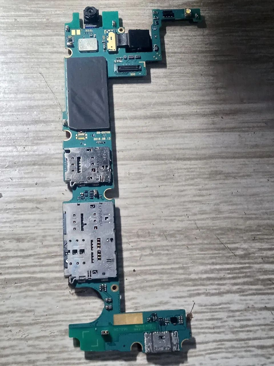 Placa mãe celular Samsung J5 prime funcionando normal de 32 GB  - Foto 3