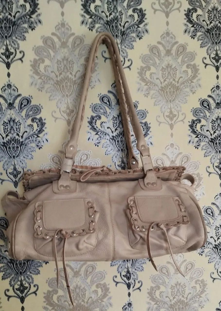 Bolsa de ombro em couro branca 