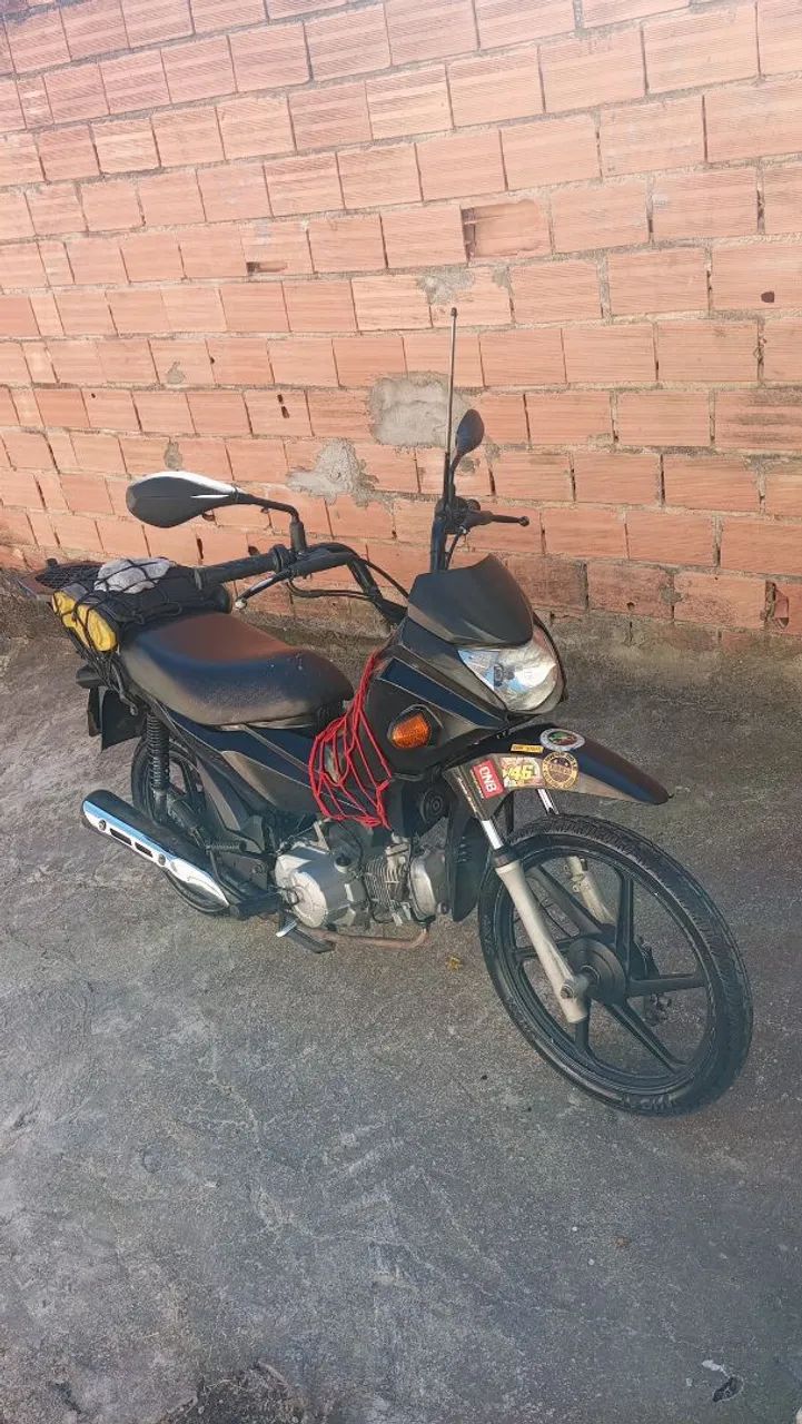 MOTO MUITO BEM CONSERVADA E CUIDADA