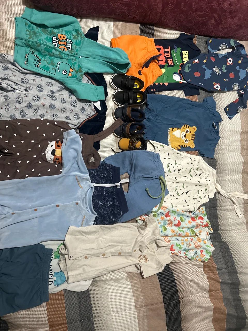 Lote Roupas P e M PERFEITO ESTADO
