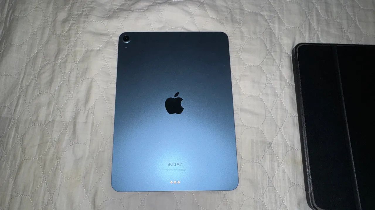 iPad Air 5ª Geração M1 64GB + Teclado + Capa + PaperLike | Impecável - Foto 4