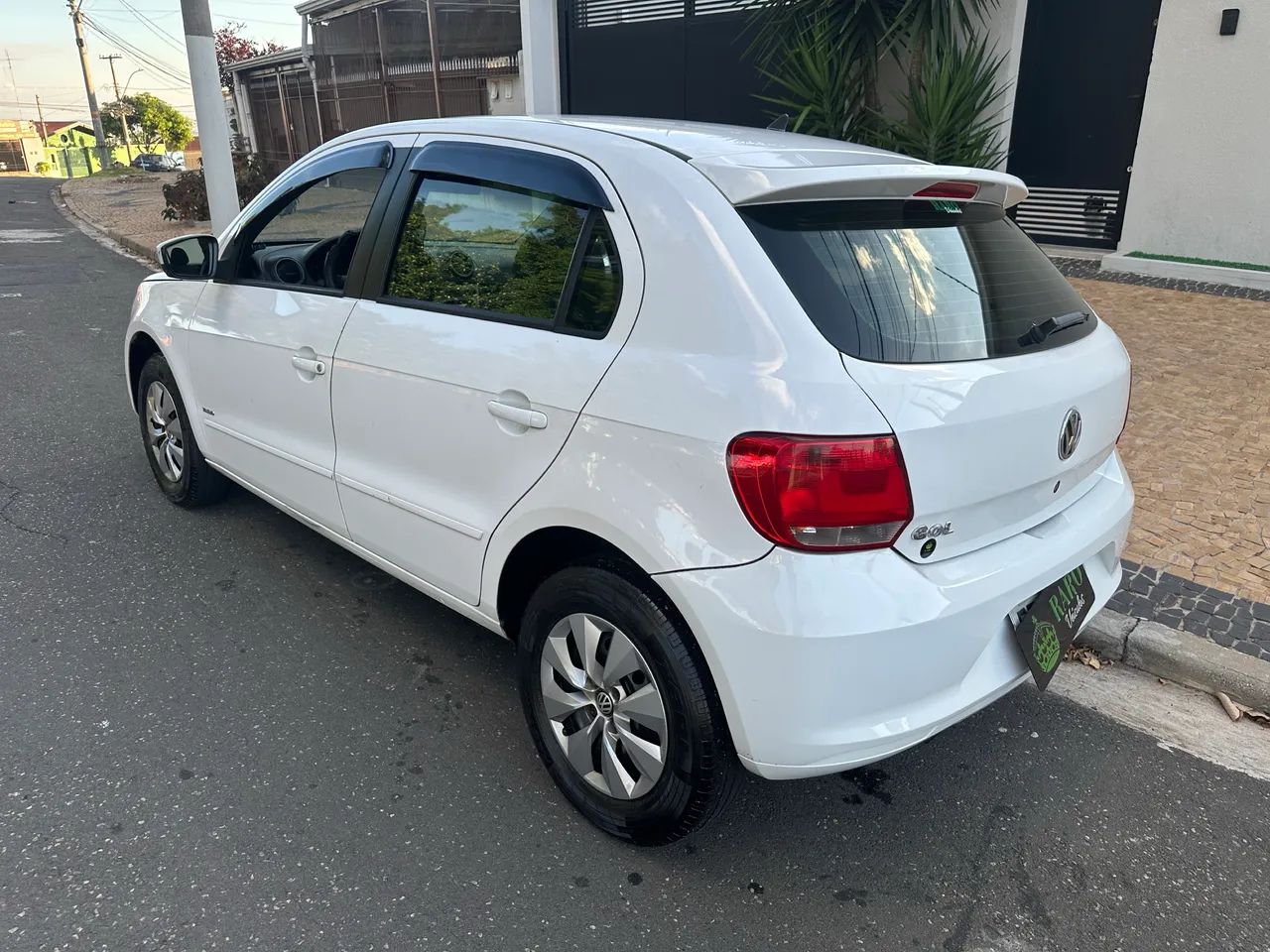Volkswagen Gol Geração V 1.0 8V MI Total Flex Mec. 4P 2013 - Foto 2