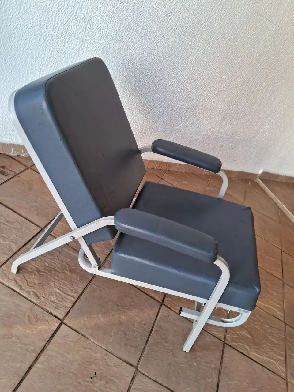 Poltrona hospitalar cuidador, paciente, coleta - Foto 3