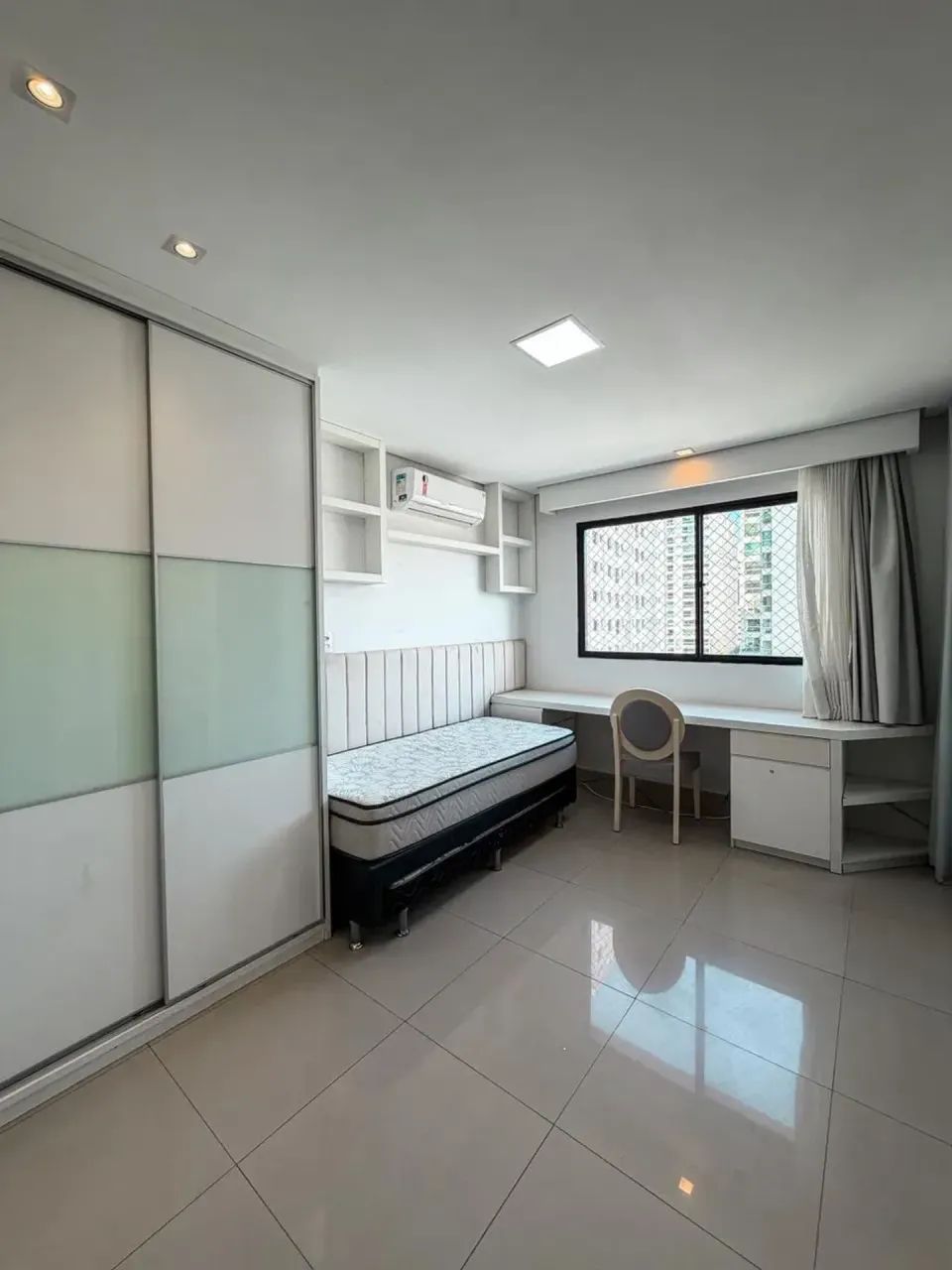 AB| Apartamento no Edifício José Tácito | Ponta dareia | 4 Suites | Climatizado - Foto 3