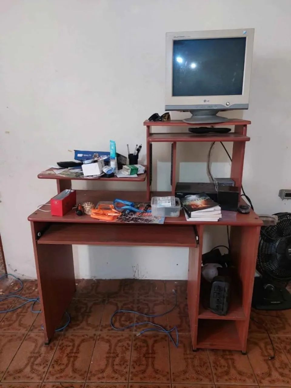 Mesinha rack de escritorio para computador64962131496323120