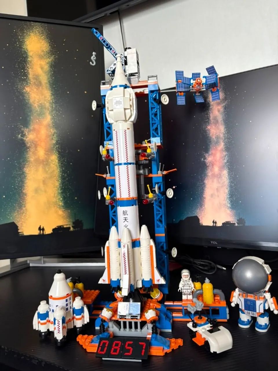 Lego Base Espacial 1963 peças - Foto 5