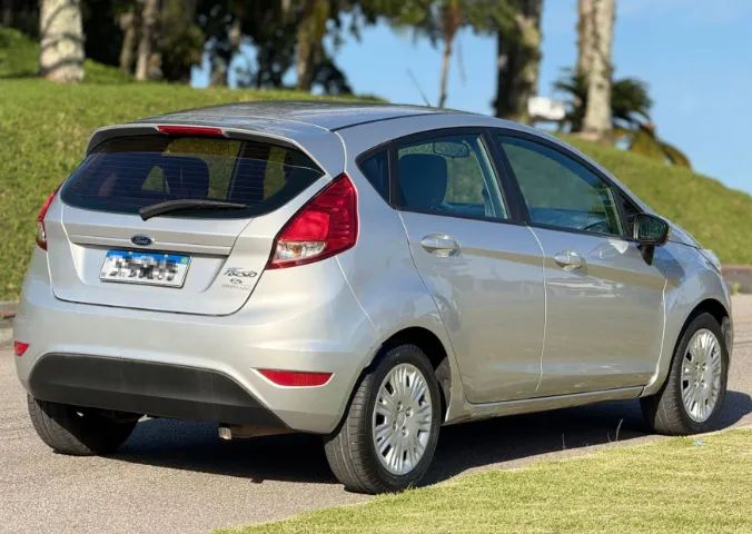 Ford Fiesta 1.5 16V Flex Mec. 5P 2015 - Foto 3