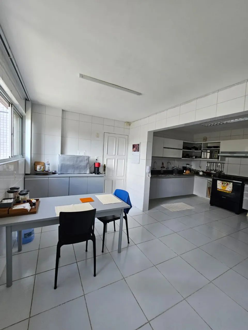 Navegantes, lindo apto, 215m2 útil, 4 qts 1 sts, podendo ser 3 sts, 2vgs, andar alto. - Foto 16