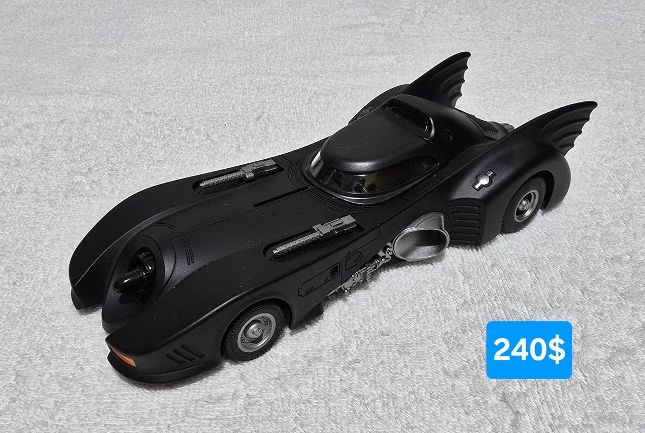 Carrinho miniatura do Batman Clássico 