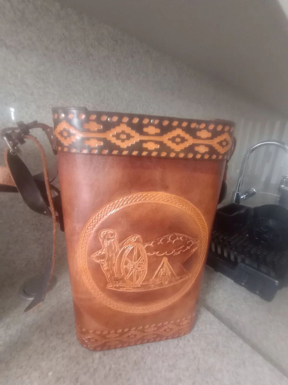 Mateira de chimarrão couro legítimo 