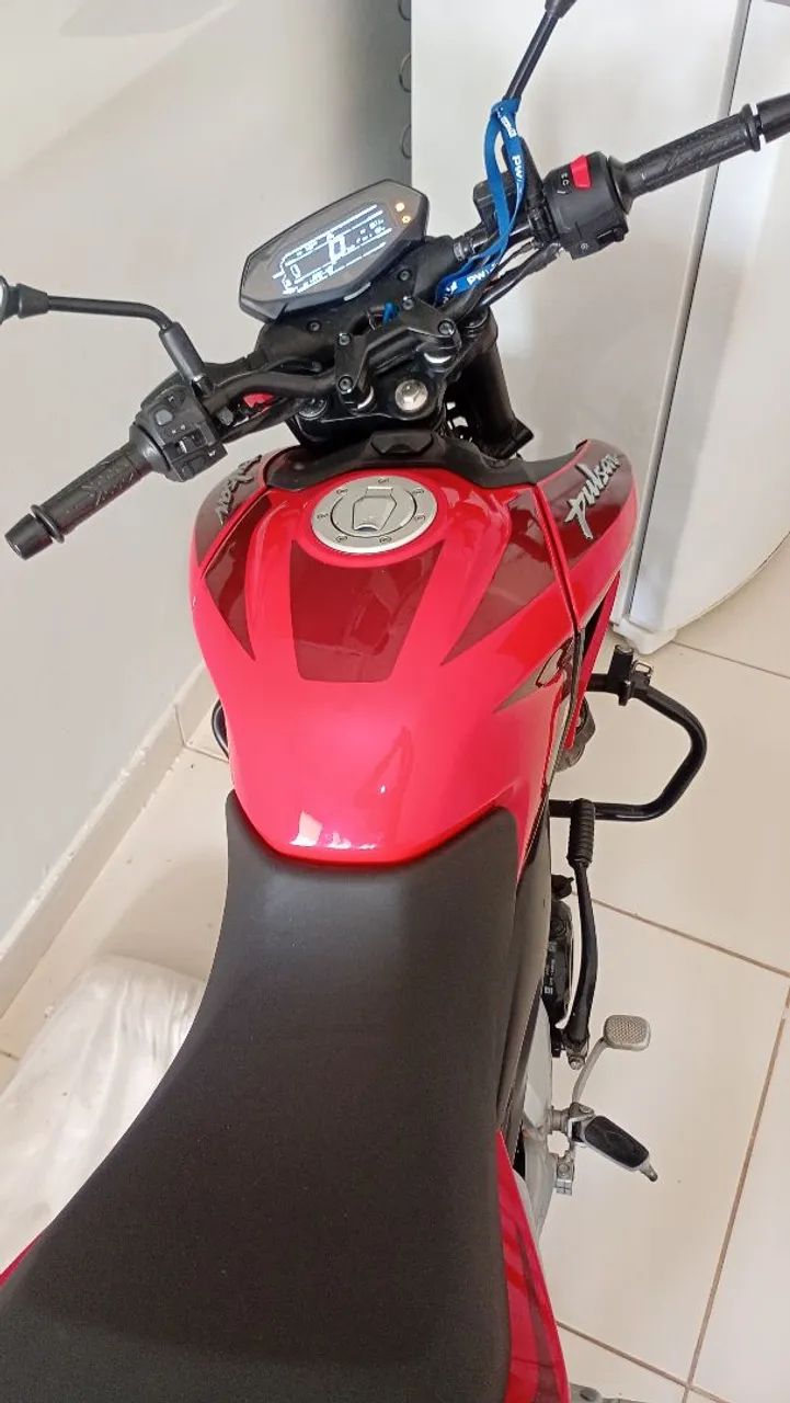 Pulsar N150 - Bajaj - Foto 5