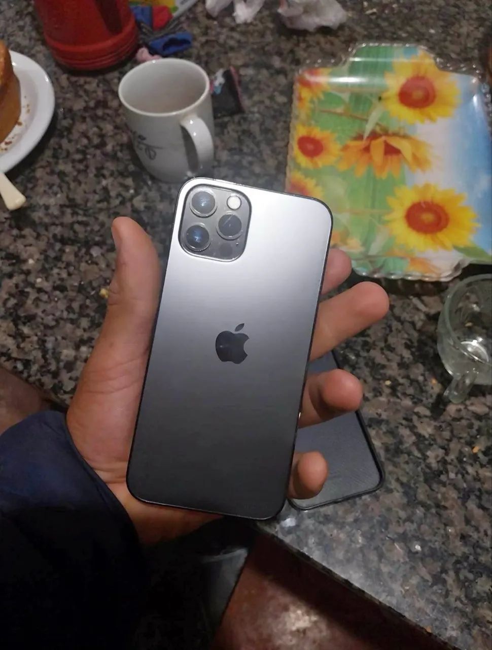 iPhone 12 Pro  - Foto 3