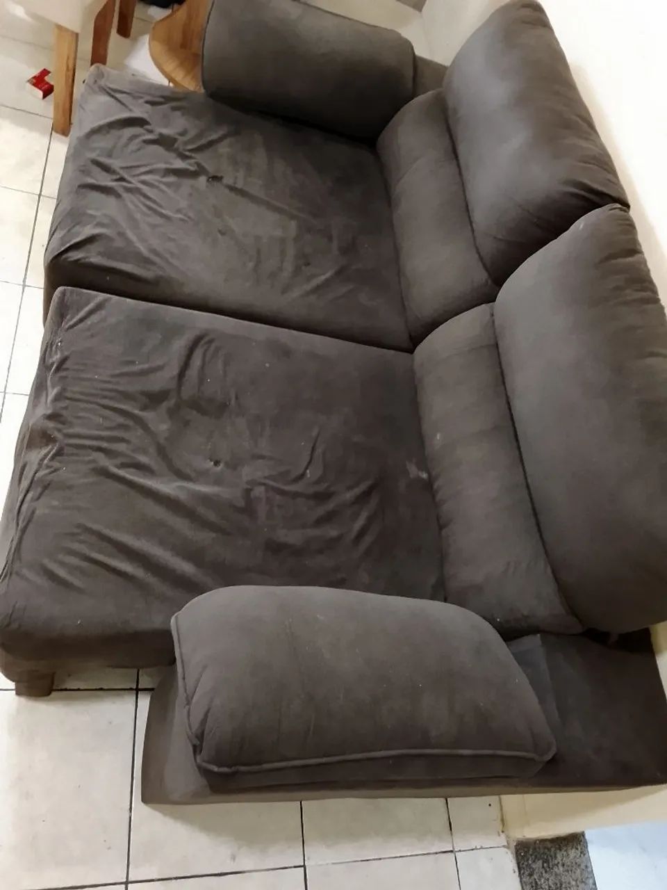 Vendo sofá de dois lugares  - Foto 2