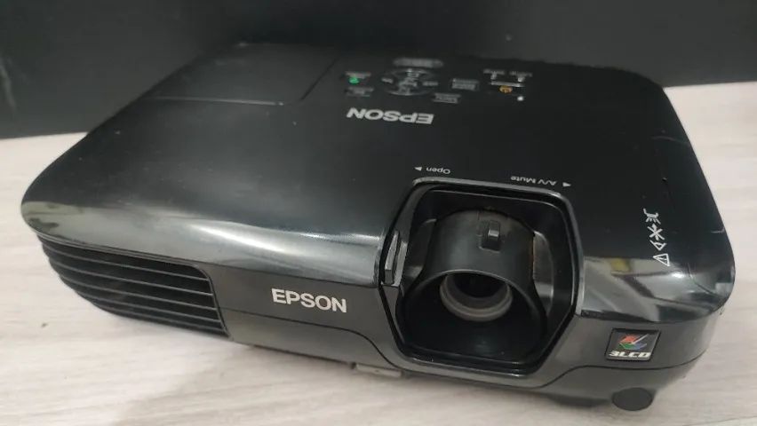 Projetor Epson PowerLite S10+ - Foto 3