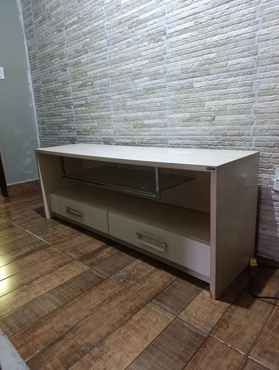 Rack para sala + nicho de vidro 