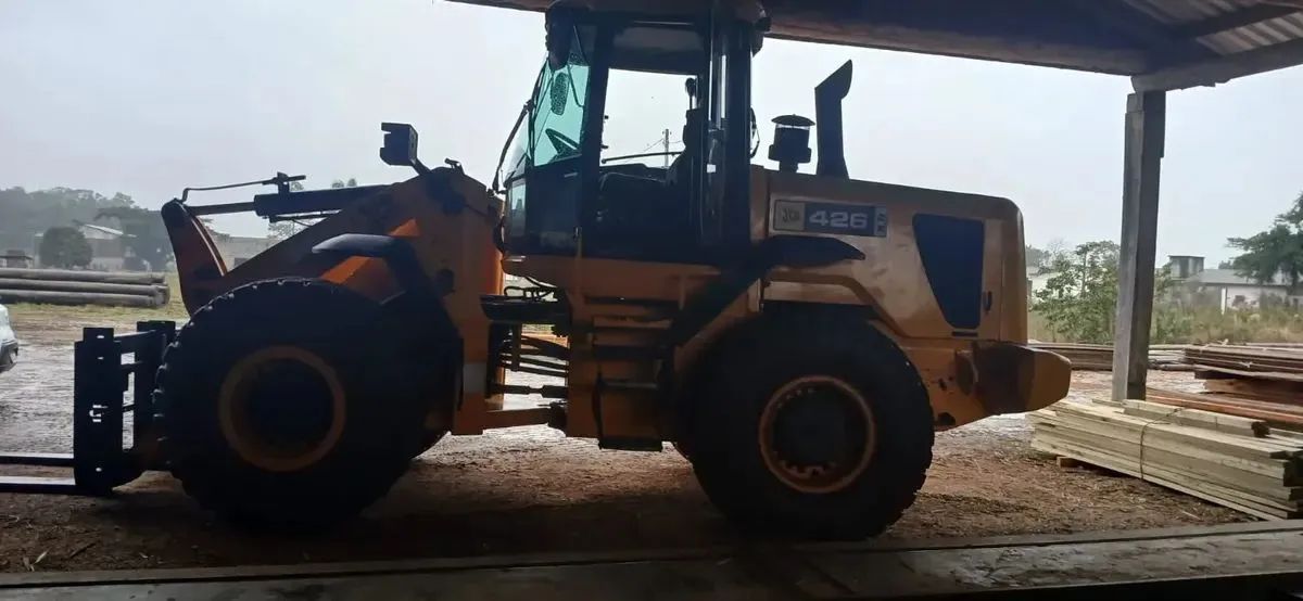 Pá Carregadeira Com Garfo Jcb 426 Zx 2007 - Foto 2