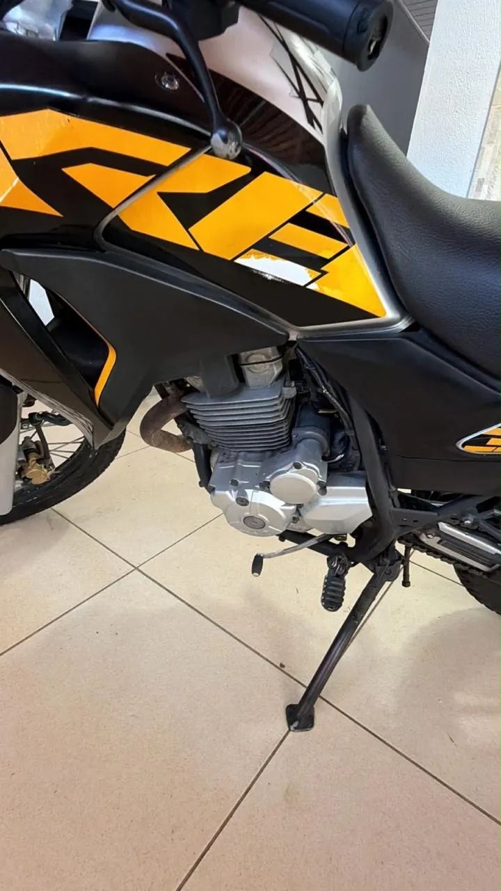 XRE 300 ADVENTURE  - Foto 4