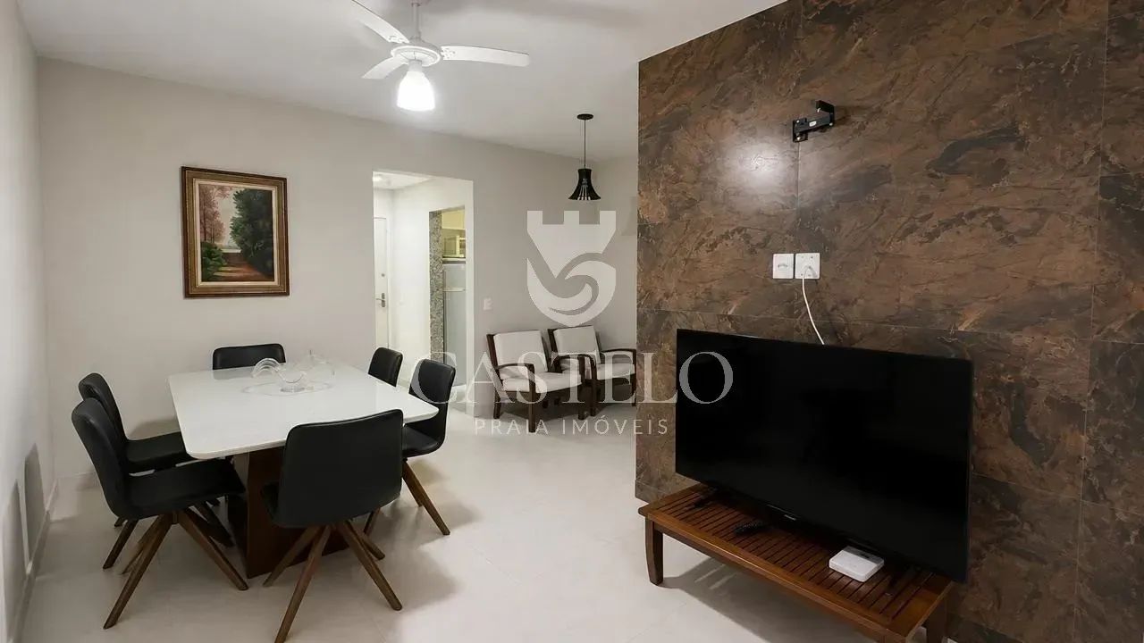 Apto 2 quartos/suíte na quadra do mar, reformado e mobiliado, prédio com elevador e portar - Foto 3
