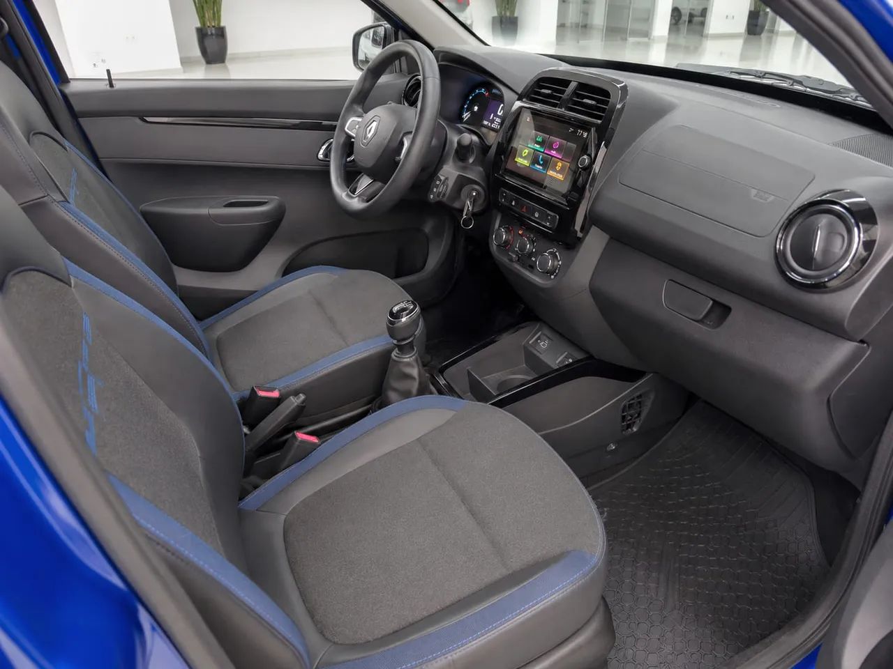 Renault Kwid 1.0 Intense, foto 12 de 15