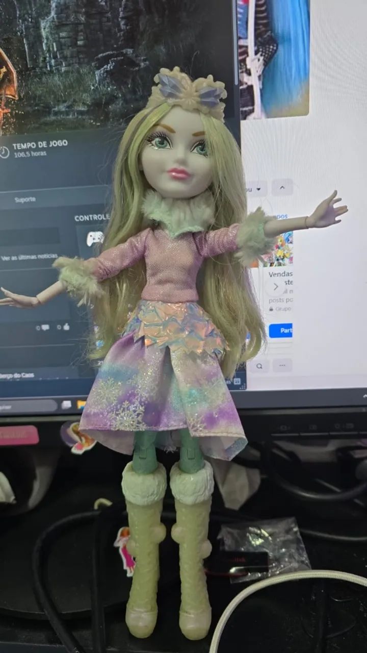 Crystal Winter Ever After High Mattel Boneca