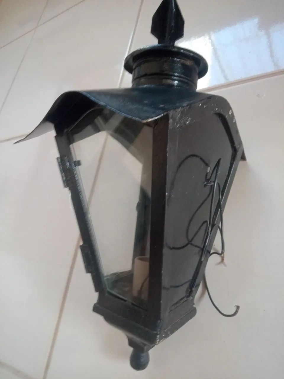 Luminária Antiga de Parede Material Forte  - Foto 2