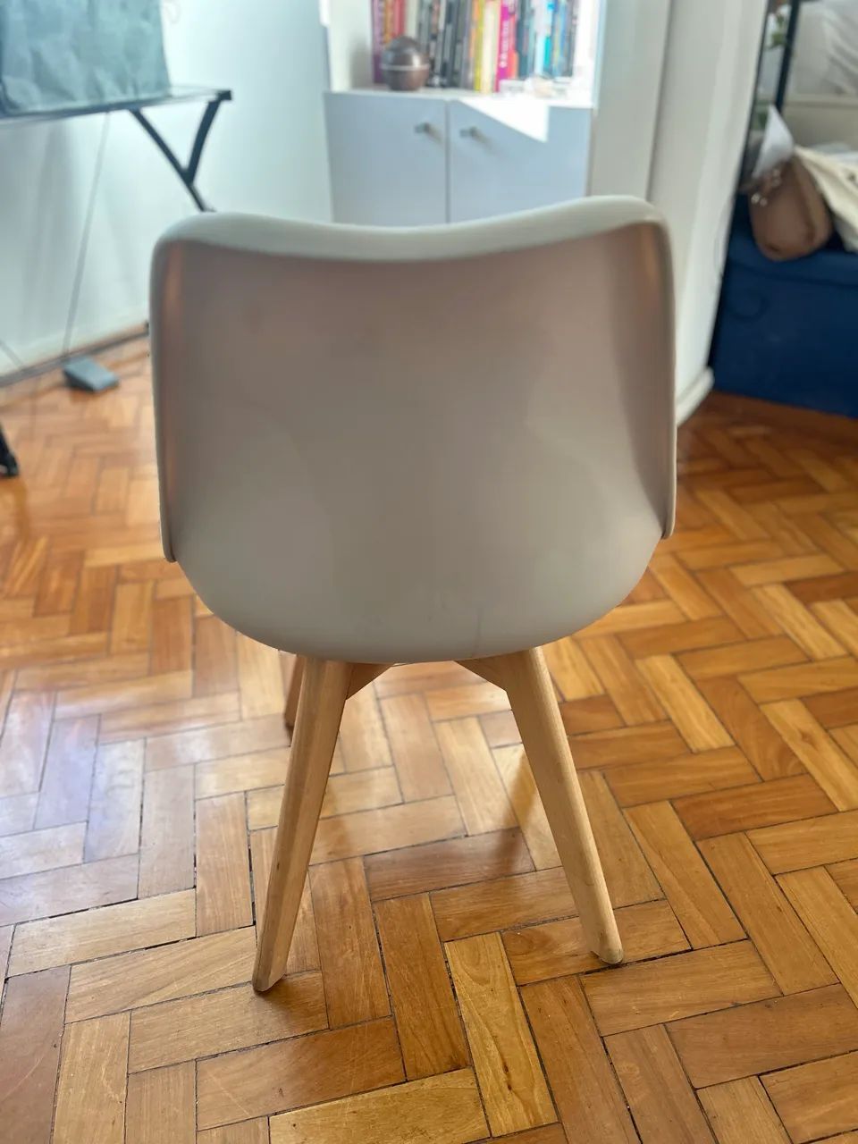 Cadeiras eames cinza - assento estofado  - Foto 2