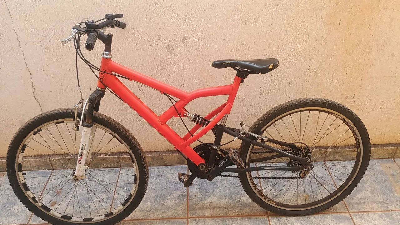 Vendo bicicleta  telefone * valor 200