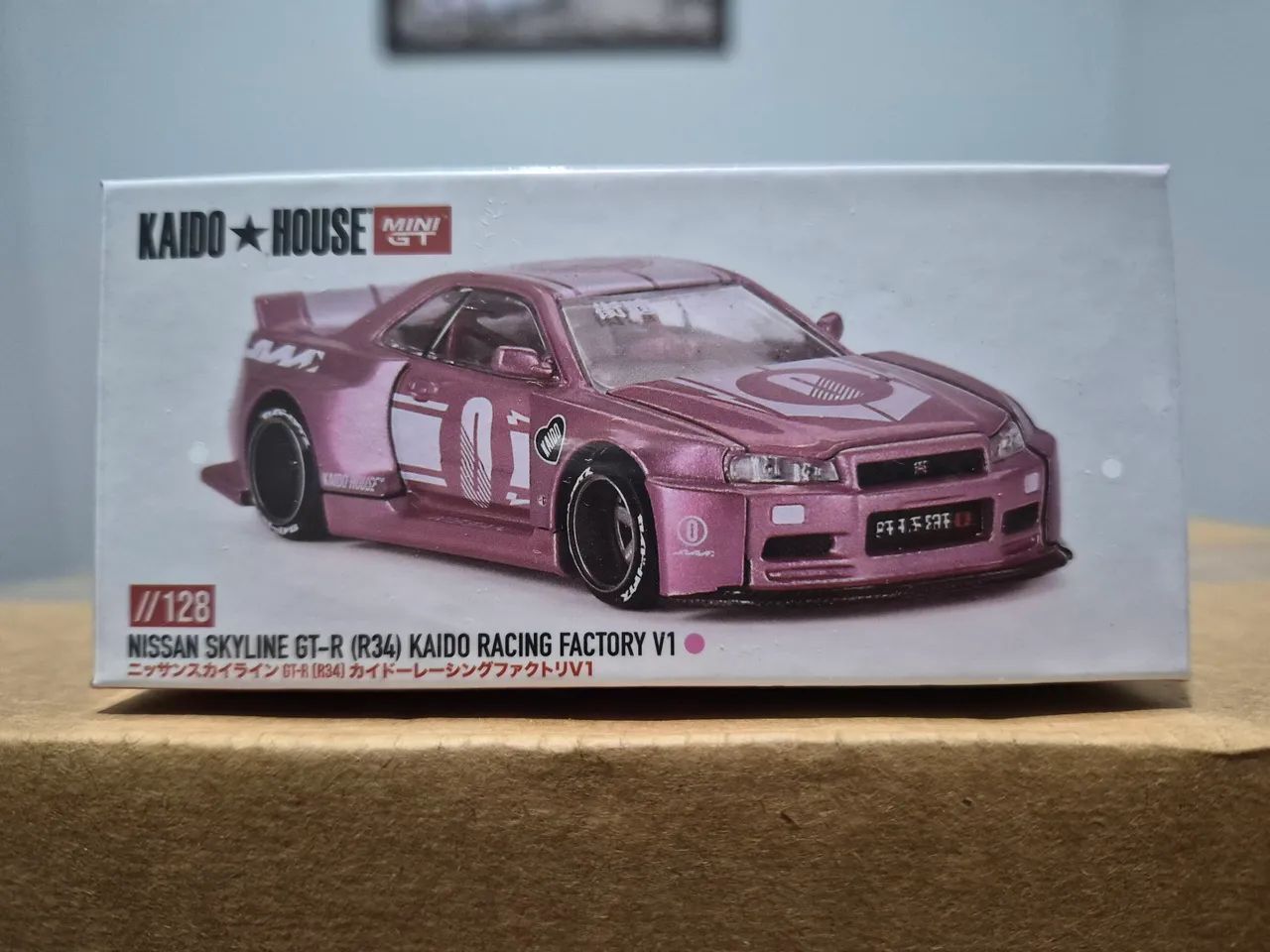 Nissan Skyline GT-R (R34) Kaido House Racing Factory V1 Mini GT