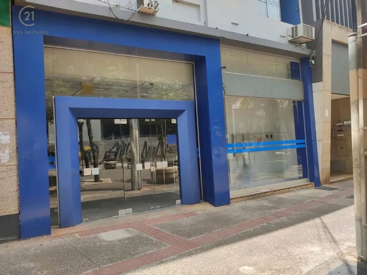 Loja para alugar em Londrina, Centro, com 740 m² - Foto 2