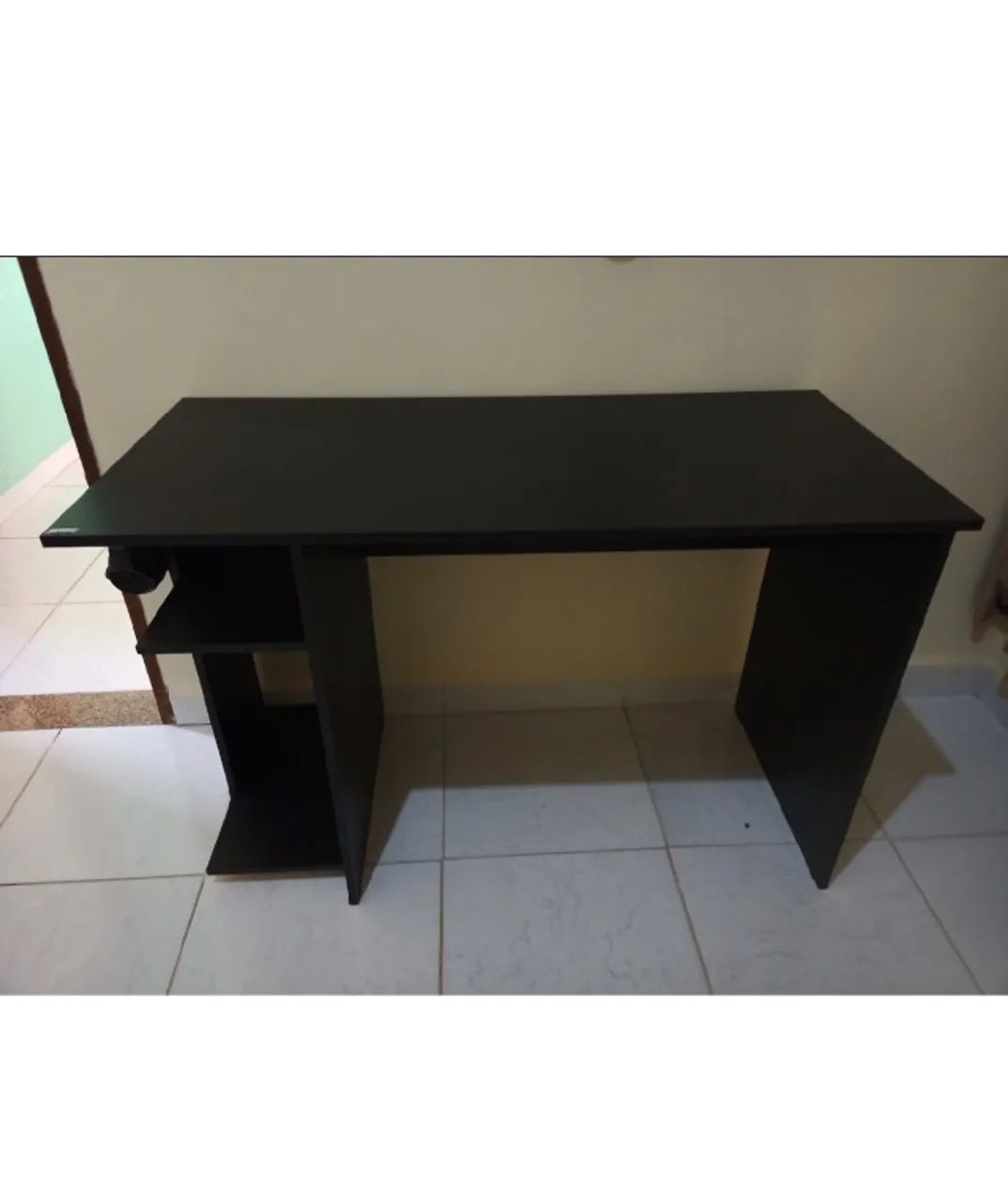 Escrivaninha Preto