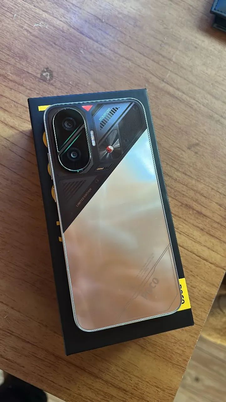 POCO F7 LIMITED EDITION  - Foto 2