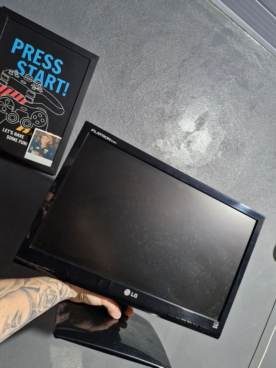 Monitor 50/60 hz